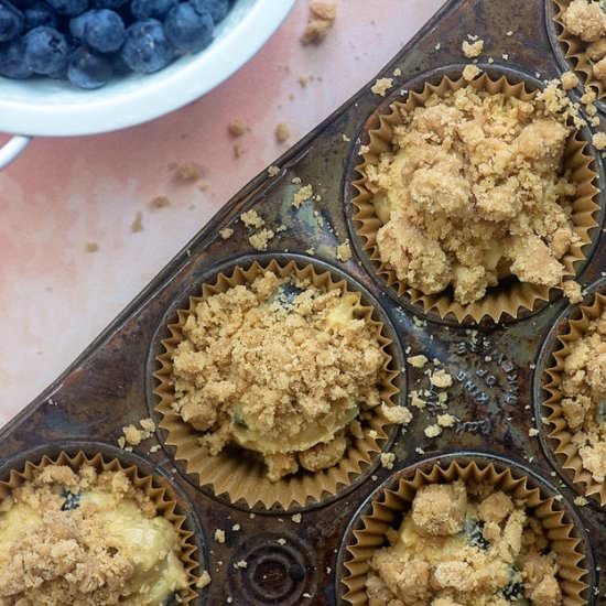 BLUEBERRY STREUSEL MUFFINS