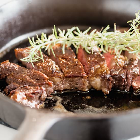 Steak with rosemary butter