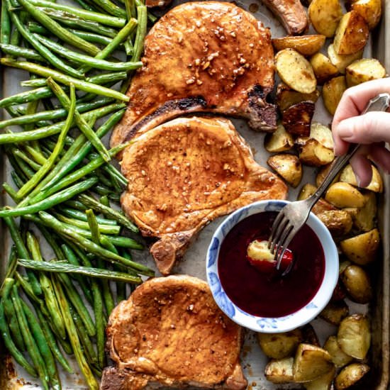 Sheet Pan Pork Chops Dinner