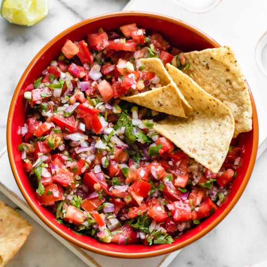 Pico de Gallo | Fast + Fresh!