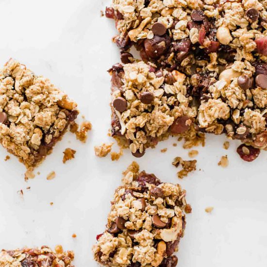 Cherry Crumble Dessert Bars