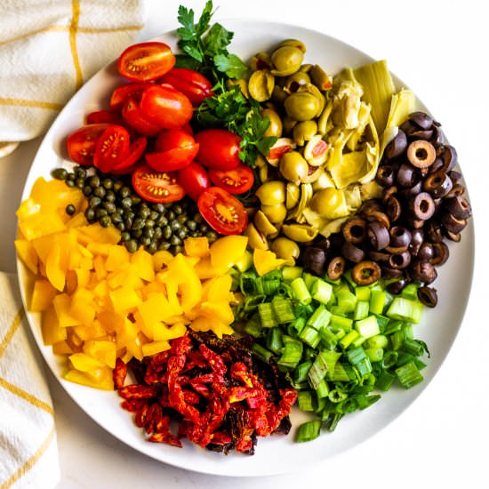Vegetarian Antipasto Salad