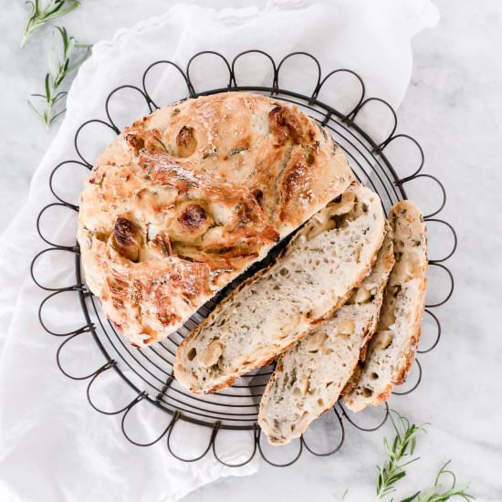 Roasted Garlic Rosemary Bread