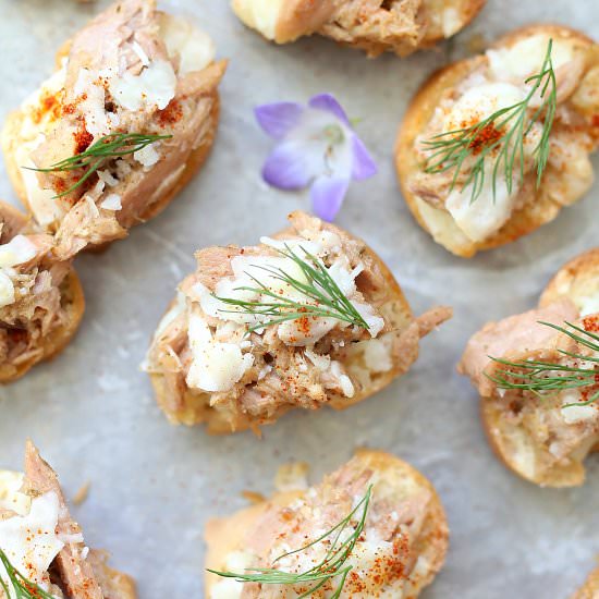 Crostini Tuna Melt Appetizers