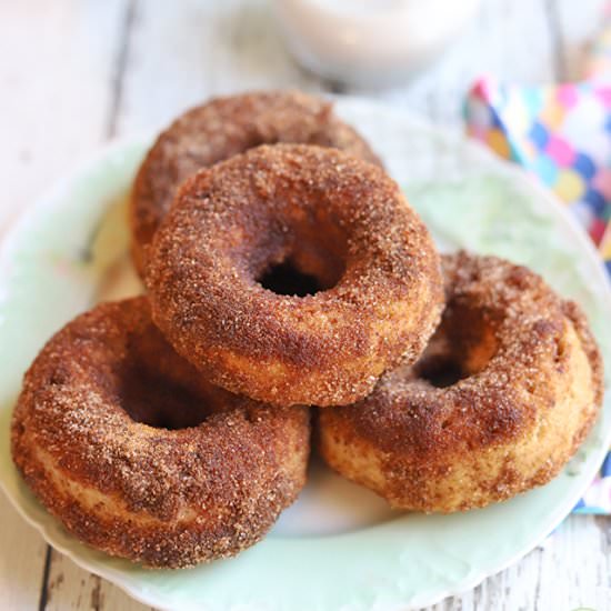 Cinnamon donuts
