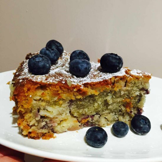 Pineapple berries and coconut cake