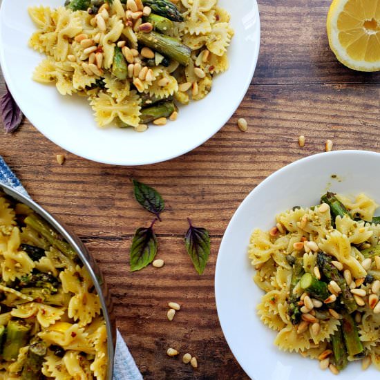 Lemon Asparagus Pesto Pasta