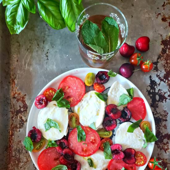 Tomato, Mozzarella & Cherries Salad