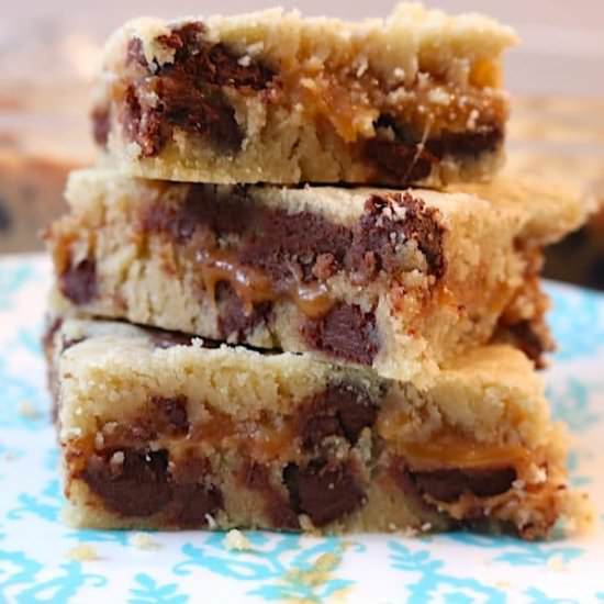 Caramel Chocolate Chip Cookie Bars