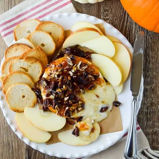 Braked Brie with Fig Jam
