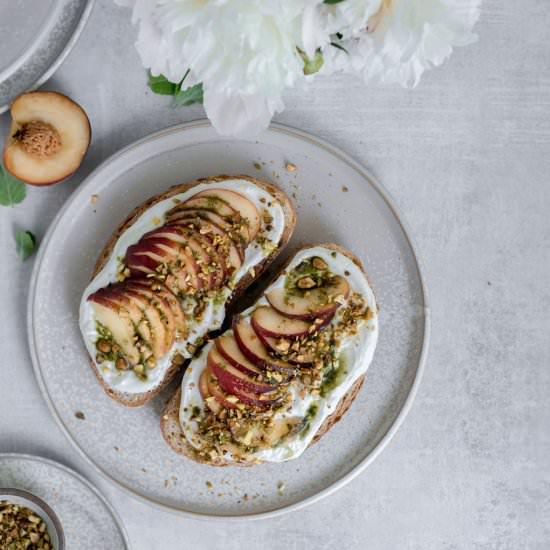 ricotta toast