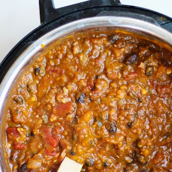 Vegetarian Pumpkin Black Bean Chili