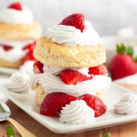 Vegan Strawberry Shortcake