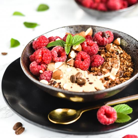 Coffee oatmeal with raspberries