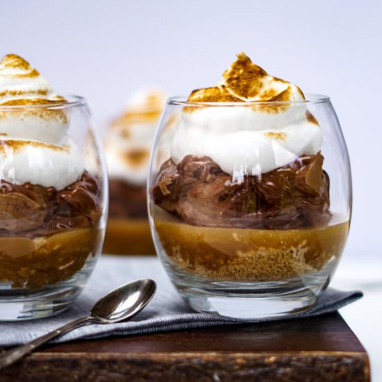 S’more chocolate & caramel pots