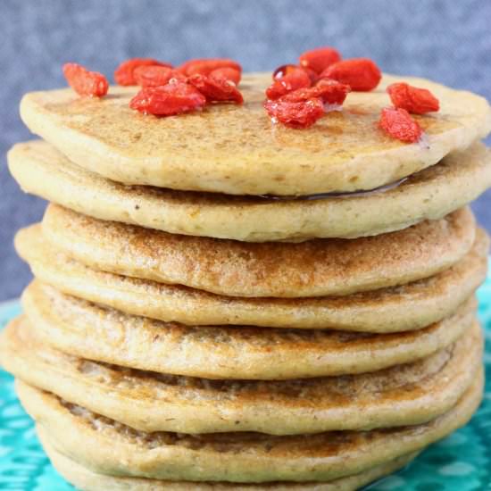 Banana Oatmeal Pancakes