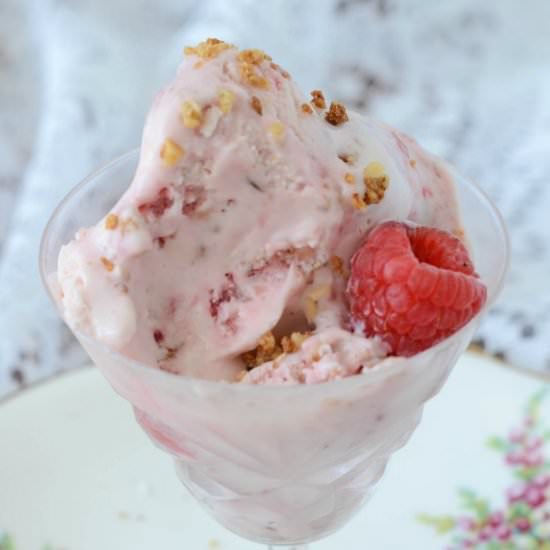 Cranachan Ice-cream