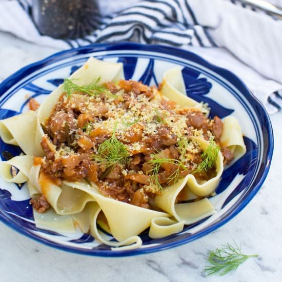 6-ingredient sausage bolognese