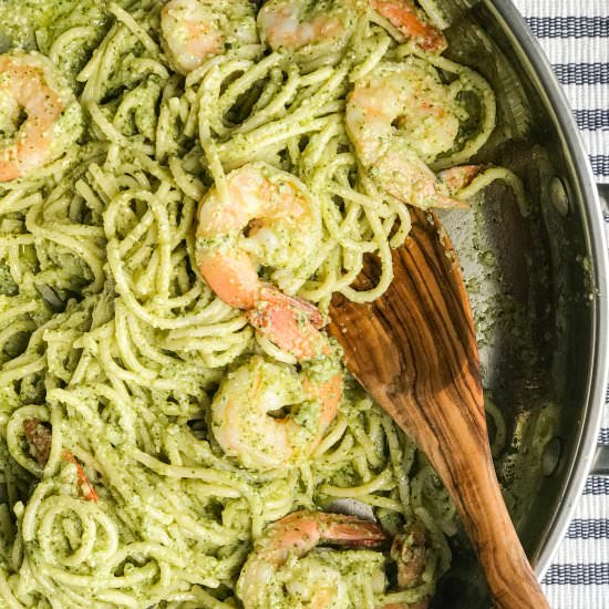 Garlicky Pesto & Shrimp Pasta