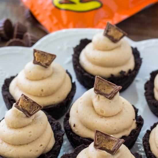 NO BAKE PEANUT BUTTER CHEESECAKE