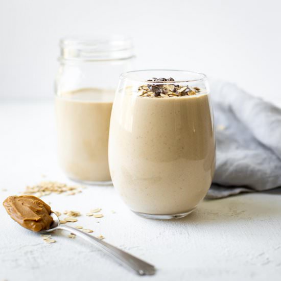 Peanut Butter Oatmeal Smoothie