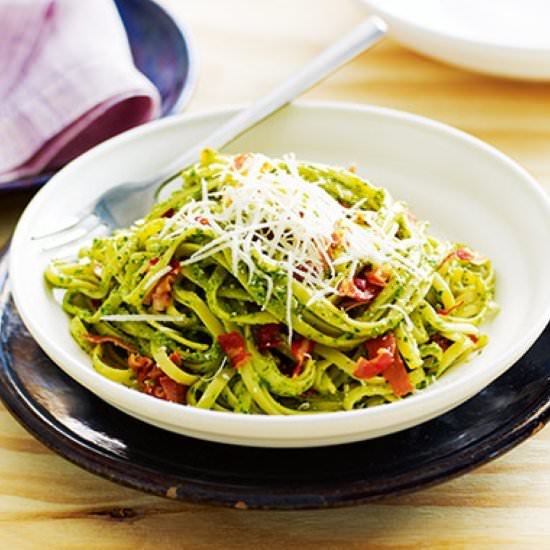 Linguine with basil & pancetta