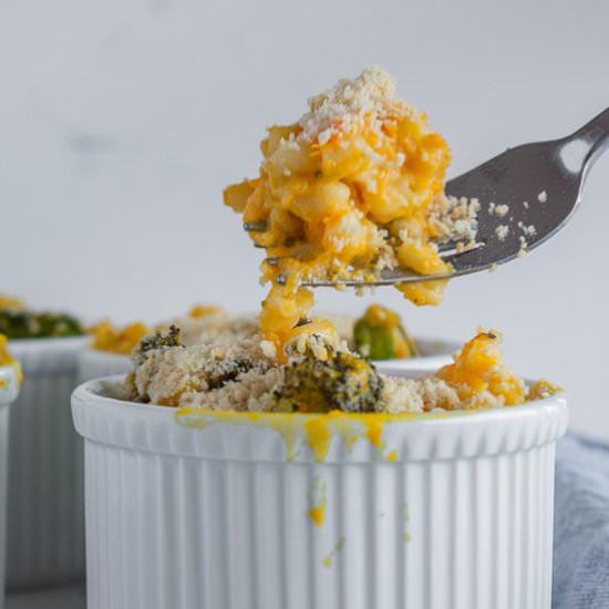Vegan Baked Mac and Cheese