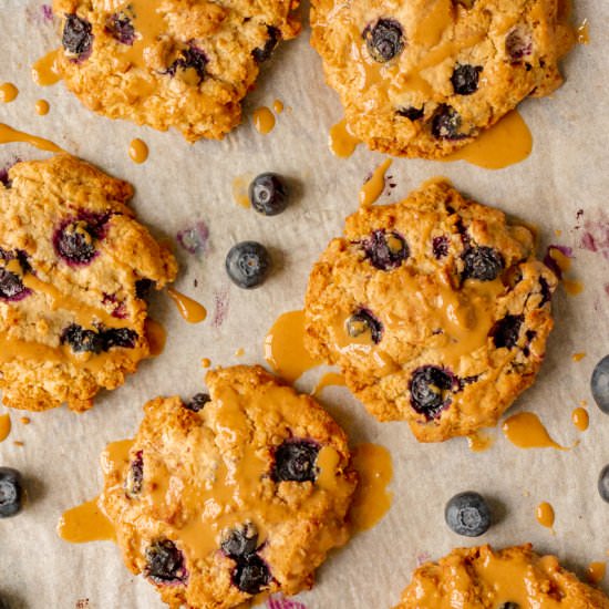 BLUEBERRY CRUMBLE COOKIES