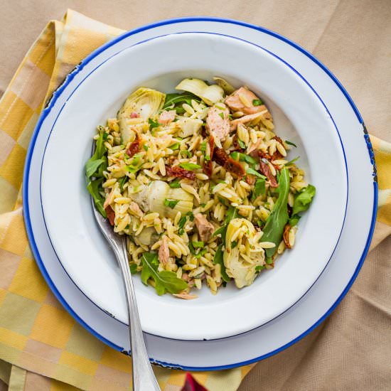 Mediterranean Orzo Salad with Tuna