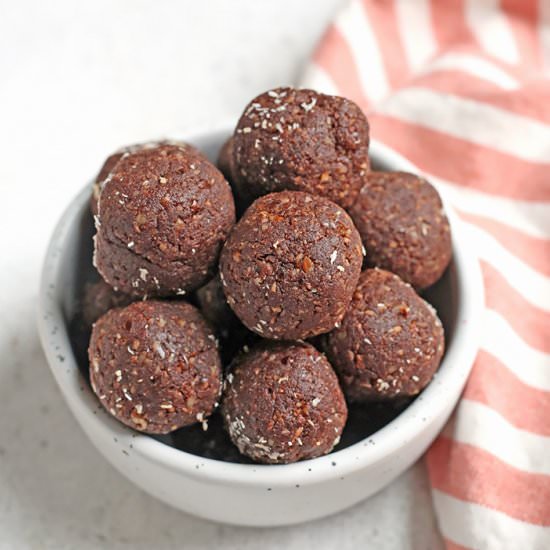 Paleo German Chocolate Bites