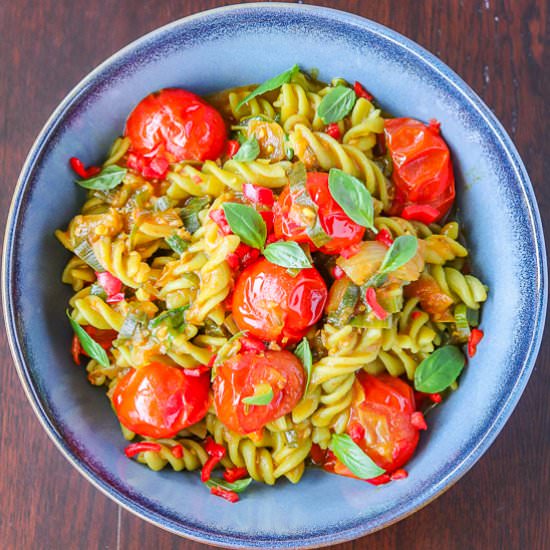 SPICY CHERRY TOMATOES & PASTA