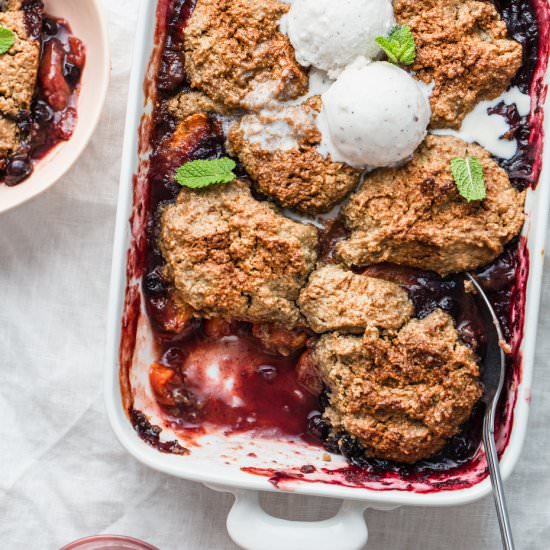 OATMEAL PEACH BLUEBERRY COBBLER GF