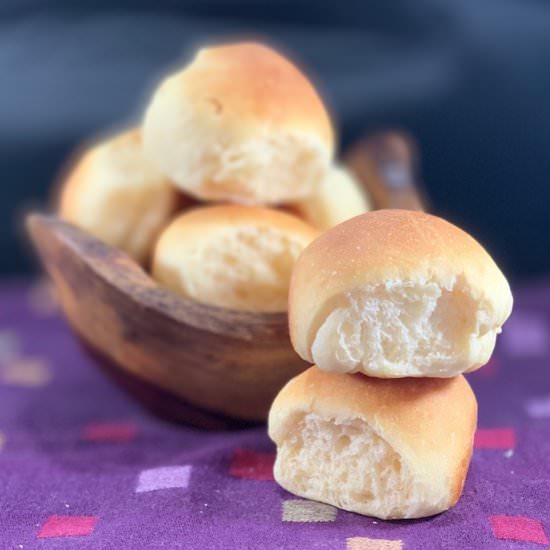 Sourdough Dinner Rolls