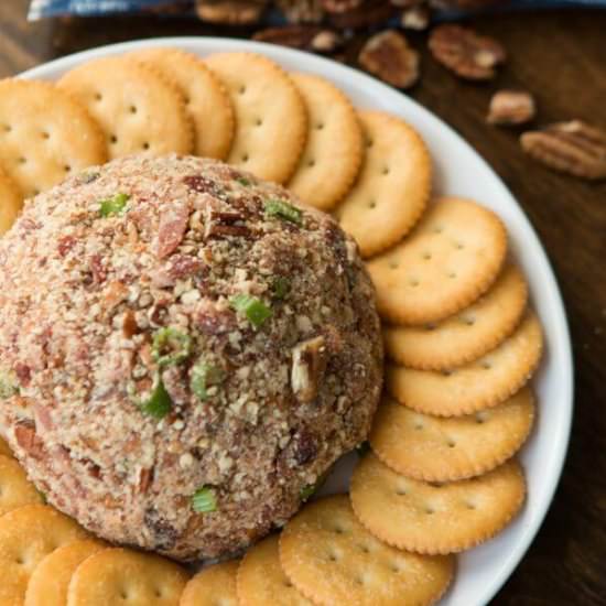 BBQ BACON CHEESE BALL [+ VIDEO]