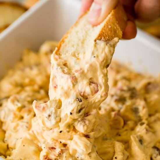 CHEESY SLOW COOKER SAUSAGE DIP
