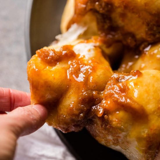 MOM’S STICKY BUNS [+ VIDEO]