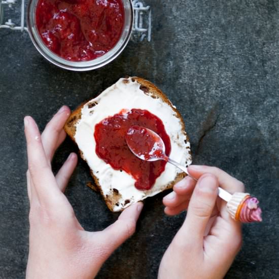 Homemade Strawberry Spread