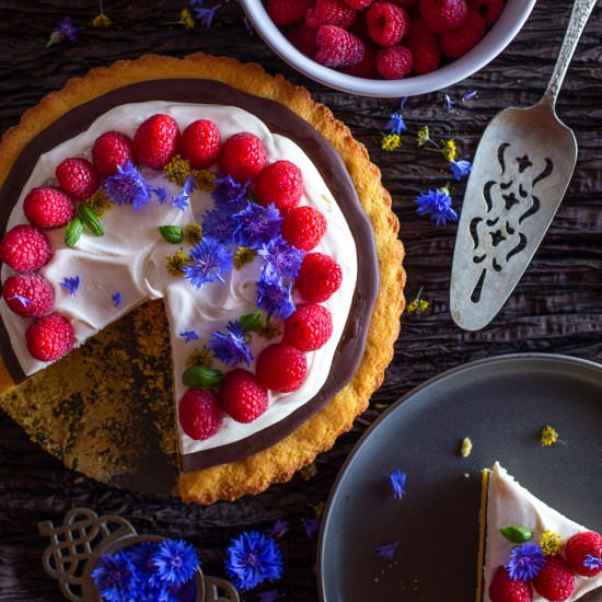 Raspberry Mascarpone Cream Tart