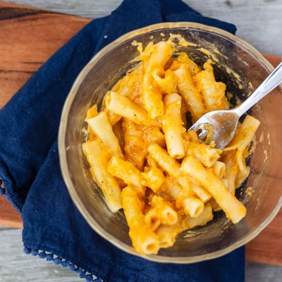 Slow Cooker Mac and Cheese