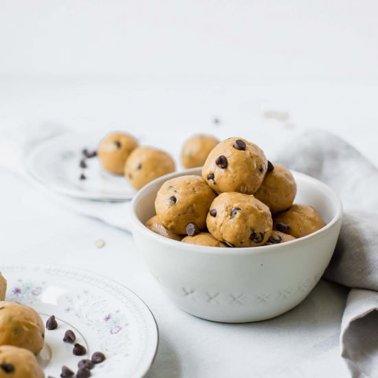 Peanut Butter Energy Balls