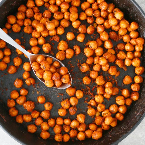 How to make Spicy Roasted Chickpeas