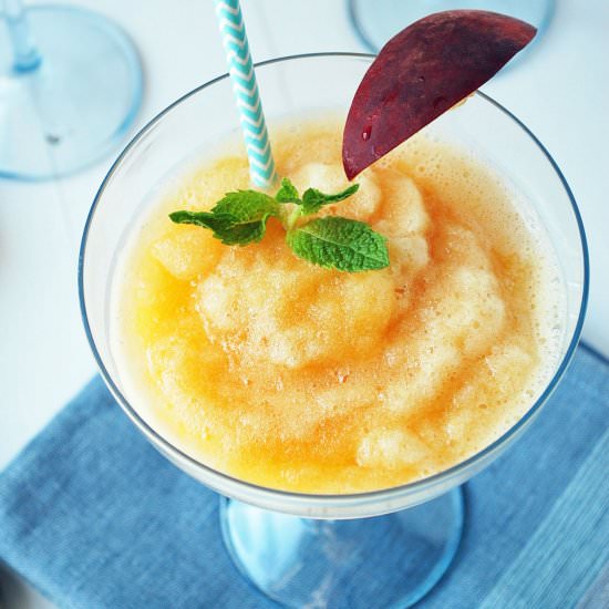 Summer Peach Frosé
