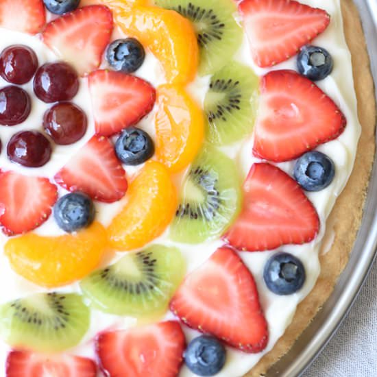 Dessert Fruit Pizza