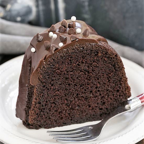 Chocolate Sour Cream Bundt Cake