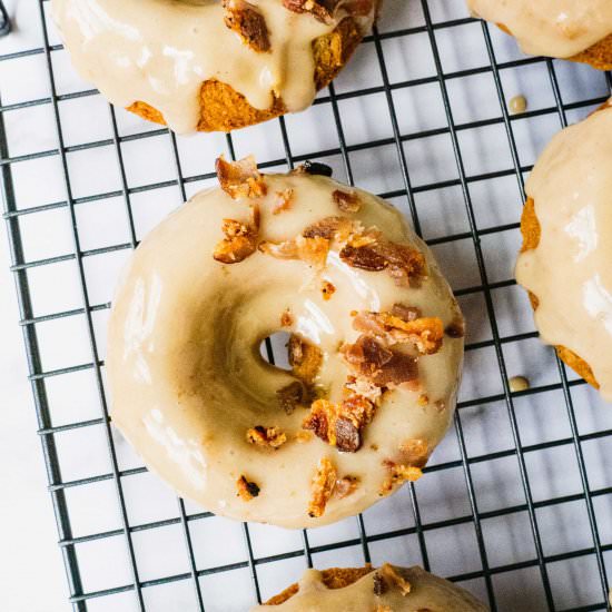 HEALTHY MAPLE BACON DONUTS