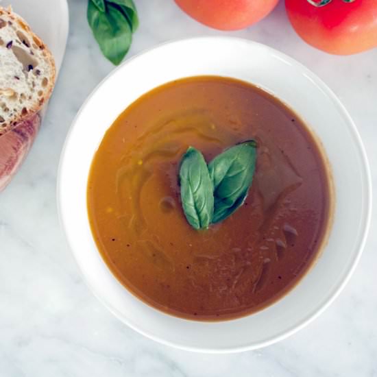 Roasted Tomato & Basil Soup