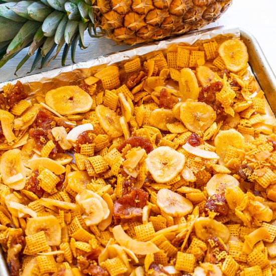 Piña Colada Chex Mix