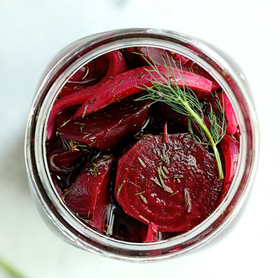 Quick Pickled Beets with Dill