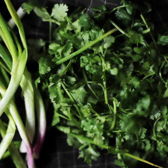 how to chop herbs