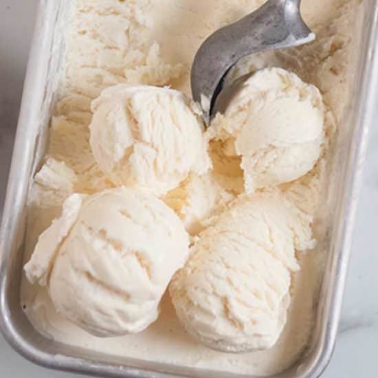 Easy Homemade Vanilla Ice Cream